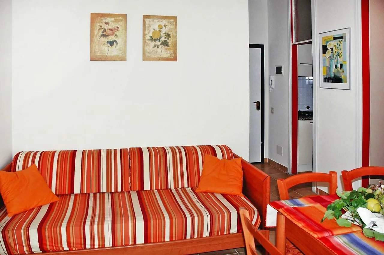 Residence Teodora Lido Adriano Ier01268 Cya